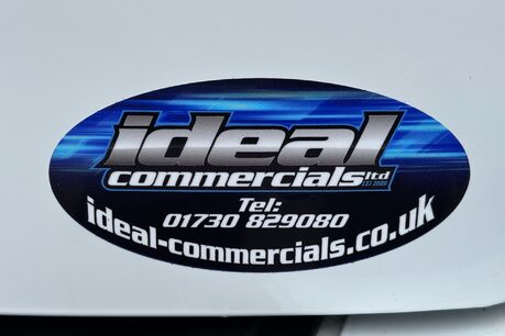 Ford Transit Custom 320 L1 Trend 130 ps Panel Van - Sat Nav / Air Con / Adaptive Cruise 15