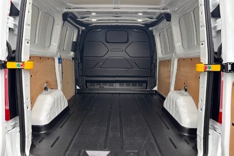 Ford Transit Custom 320 L1 Trend 130 ps Panel Van - Sat Nav / Air Con / Adaptive Cruise 14