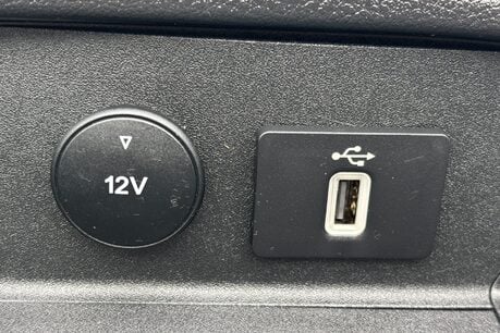 Ford Transit Custom 320 L1 Trend 130 ps Panel Van - Sat Nav / Air Con / Adaptive Cruise 34