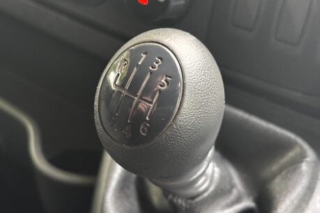 Vauxhall Movano L3H2 F3500 130ps Panel Van - Air Con & Sat Nav 30