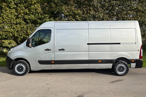 Vauxhall Movano L3H2 F3500 130ps Panel Van - Air Con & Sat Nav 7