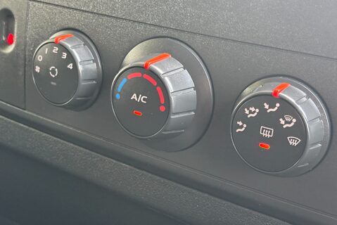 Vauxhall Movano L3H2 F3500 130ps Panel Van - Air Con & Sat Nav 18