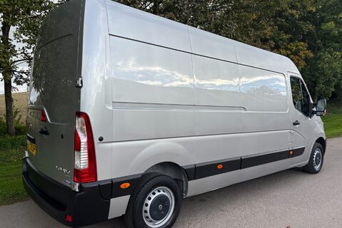 Vauxhall Movano L3H2 F3500 130ps Panel Van - Air Con & Sat Nav 2