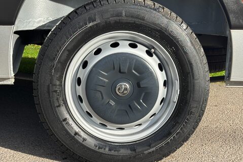 Vauxhall Movano L3H2 F3500 130ps Panel Van - Air Con & Sat Nav 28