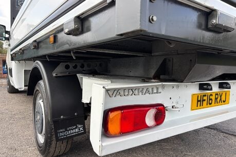 Vauxhall Movano F3500 L2 H1 125 ps Dropside Truck - Air Con - Ex MOD 21