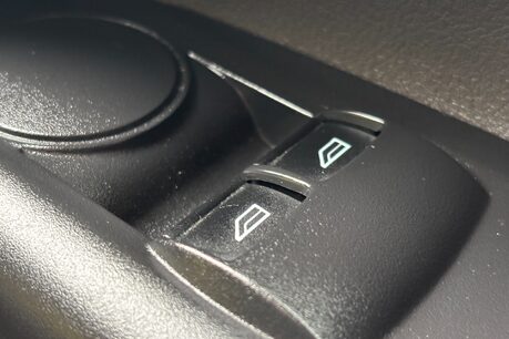 Ford Transit Connect 220 Leader DCIV Selectshift Auto - Sat Nav / 5 Seats / Rear Camera 42