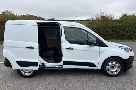 Ford Transit Connect 220 Leader DCIV Selectshift Auto - Sat Nav / 5 Seats / Rear Camera 11