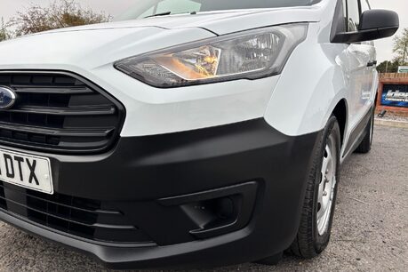 Ford Transit Connect 220 Leader DCIV Selectshift Auto - Sat Nav / 5 Seats / Rear Camera 26