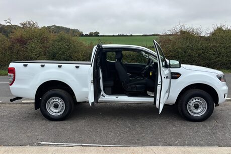 Ford Ranger XL 170 ps Super Cab 4x4 Pickup - Tonneau Cover - Air Con 11