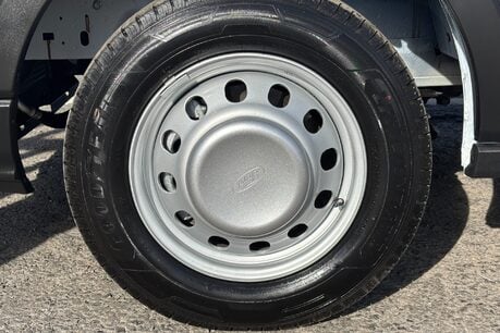 Ford Transit 350 L2 Drw 130 ps Single Cab Tipper - Air Con / Rear Camera / Cruise 36