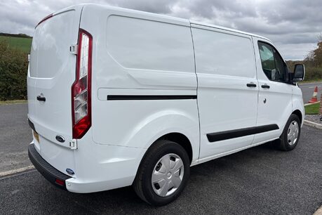 Ford Transit Custom 320 L1 Trend 130 ps Panel Van - Air Con / Twin Side Loading Doors 3