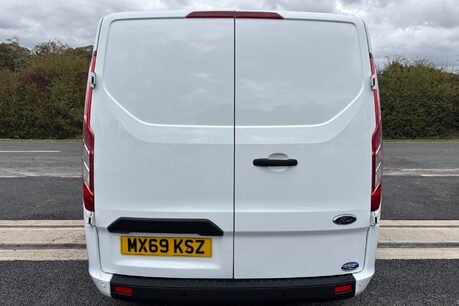Ford Transit Custom 320 L1 Trend 130 ps Panel Van - Air Con / Twin Side Loading Doors 15