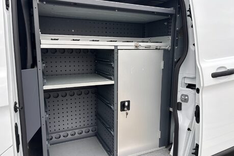 Ford Transit Custom 320 L1 Trend 130 ps Panel Van - Air Con / Twin Side Loading Doors 10