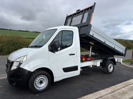 Nissan NV400 135 ps dCi Tekna L2 Tipper