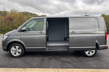 Volkswagen Transporter T32 204 ps Tdi Highline 4Motion DSG Panel Van - Factory Diff Lock 9