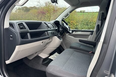 Volkswagen Transporter T32 204 ps Tdi Highline 4Motion DSG Panel Van - Factory Diff Lock 17