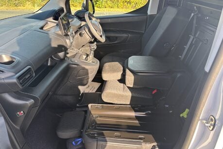 Peugeot Partner 102ps BlueHdi Asphalt L1 Panel Van 18
