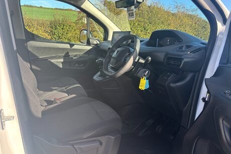 Peugeot Partner 102ps BlueHdi Asphalt L1 Panel Van 19