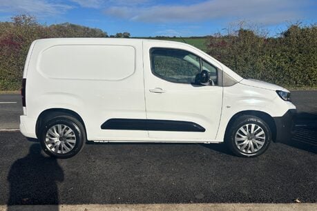 Peugeot Partner 102ps BlueHdi Asphalt L1 Panel Van 11