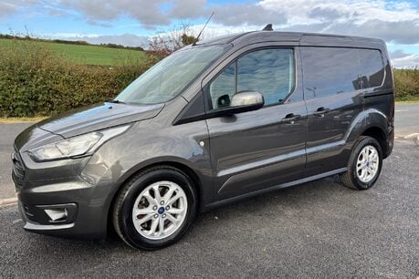 Ford Transit Connect 200 L1 Limited 120 ps Selectshift Panel Van 1