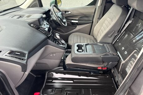 Ford Transit Connect 200 L1 Limited 120 ps Selectshift Panel Van 18