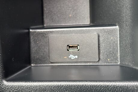 Ford Transit Connect 200 L1 Limited 120 ps Selectshift Panel Van 31