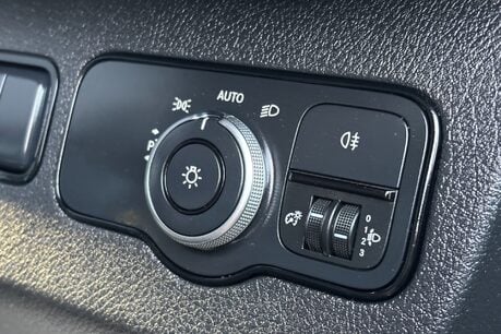 Mercedes-Benz Sprinter 316 Cdi Mwb Lr 4x4 Workshop Van 34