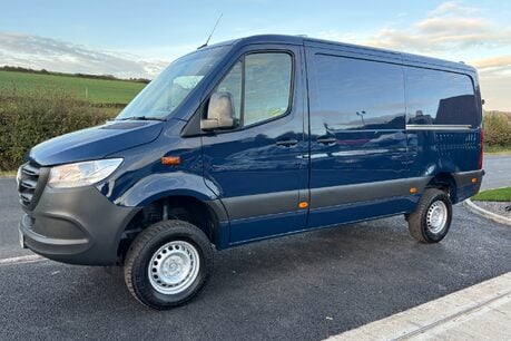 Mercedes-Benz Sprinter 316 Cdi Mwb Lr 4x4 Workshop Van 1