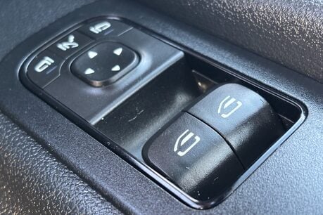 Mercedes-Benz Sprinter 316 Cdi Mwb Lr 4x4 Workshop Van 44