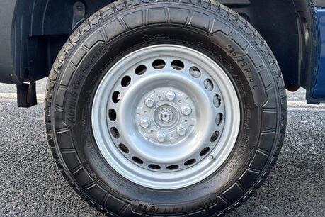 Mercedes-Benz Sprinter 316 Cdi Mwb Lr 4x4 Workshop Van 41