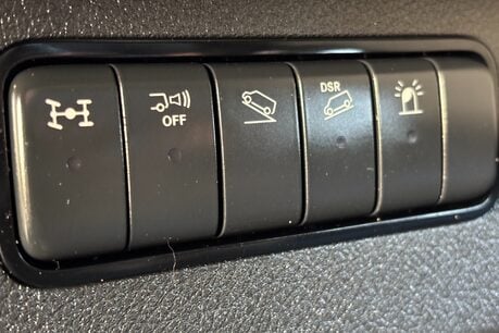 Mercedes-Benz Sprinter 316 Cdi Mwb Lr 4x4 Workshop Van 23