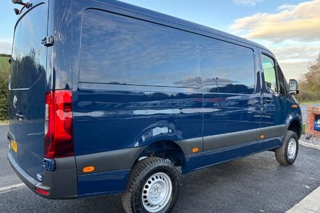 Mercedes-Benz Sprinter 316 Cdi Mwb Lr 4x4 Workshop Van 3