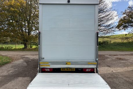 Ford Transit 350 Srw L4 130 ps Luton with Tail Lift - Air Conditioning 12