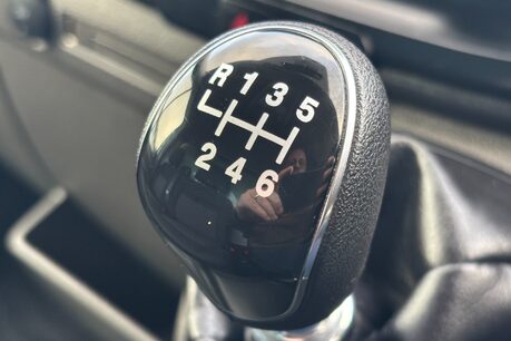 Ford Transit 350 Srw L4 130 ps Luton with Tail Lift - Air Conditioning 40