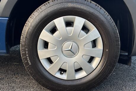 Mercedes-Benz Sprinter 315 Cdi Premium Mwb Lr Panel Van 39