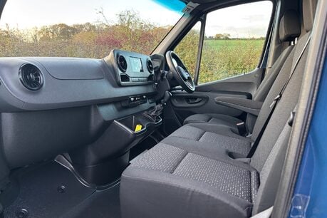 Mercedes-Benz Sprinter 315 Cdi Premium Mwb Lr Panel Van 19