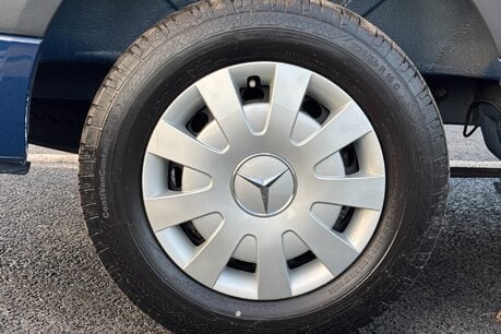 Mercedes-Benz Sprinter 315 Cdi Premium Mwb Lr Panel Van 38