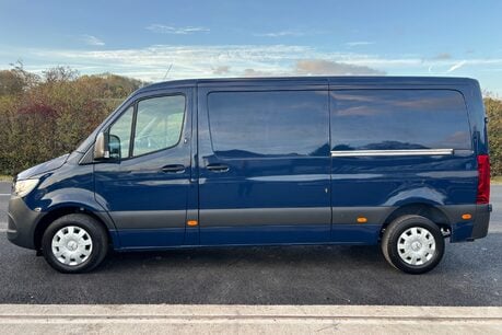 Mercedes-Benz Sprinter 315 Cdi Premium Mwb Lr Panel Van 8