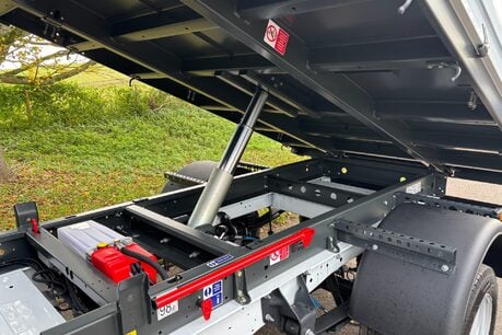 Ford Transit 350 Drw L3 130 ps Leader Toolbox Tipper - Air Con / Rear Camera 8