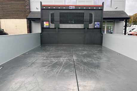 MAN TGE 3.180 DSG 4Motion Crew Cab Tipper - Air Con / LED Headlights 13