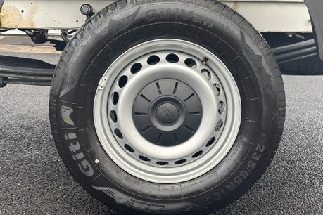 MAN TGE 3.180 DSG 4Motion Crew Cab Tipper - Air Con / LED Headlights 36