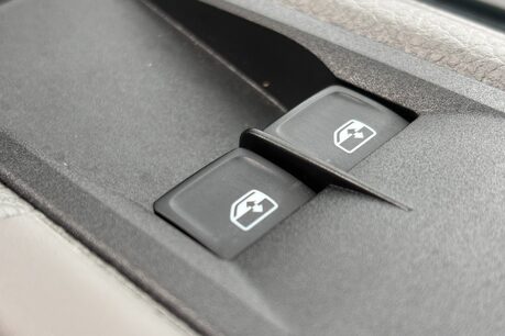 MAN TGE 3.180 DSG 4Motion Crew Cab Tipper - Air Con / LED Headlights 44