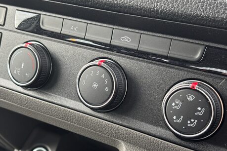 MAN TGE 3.180 DSG 4Motion Crew Cab Tipper - Air Con / LED Headlights 21