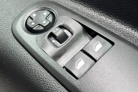 Vauxhall Combo L2H1 2300 Prime XL Factory Fitted Crew Van 43