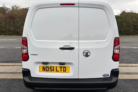 Vauxhall Combo L2H1 2300 Prime XL Factory Fitted Crew Van 13