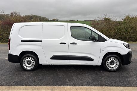 Vauxhall Combo L2H1 2300 Prime XL Factory Fitted Crew Van 10