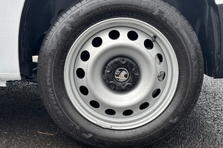 Vauxhall Combo L2H1 2300 Prime XL Factory Fitted Crew Van 36