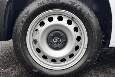 Vauxhall Combo L2H1 2300 Prime XL Factory Fitted Crew Van 34