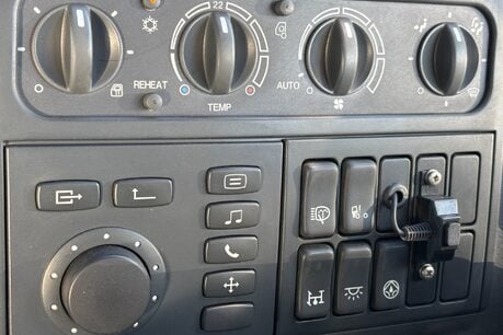 MAN TGA 26.363 6X4 FDLRC Hook Loader - Direct from Fire Service 20