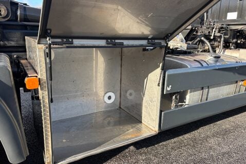 MAN TGA 26.363 6X4 FDLRC Hook Loader - Direct from Fire Service 11